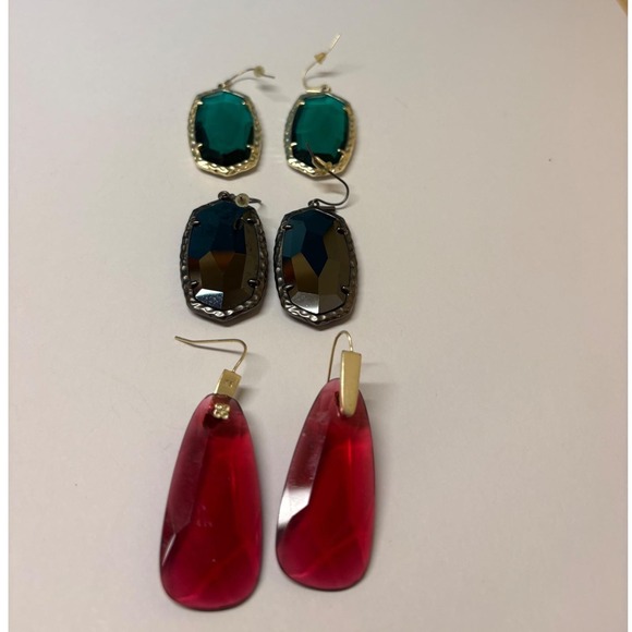 Kendra Scott Jewelry - Kendra Scott Earrings Bundle 3 Pairs Danielle Elle Green Grey Red Drop Dangle